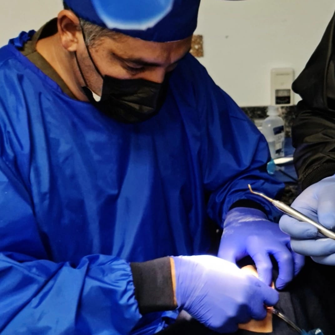 Dentista Tijuana Dr. Joaquin Fajardo
